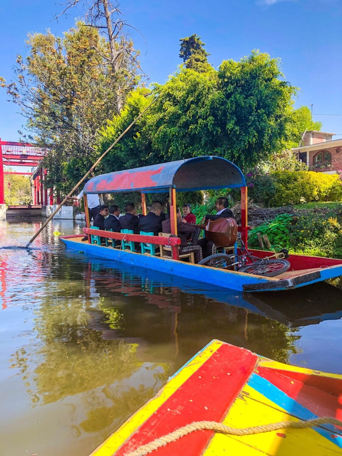 A Complete Guide to the Floating Gardens of Xochimilco: How to Get ...