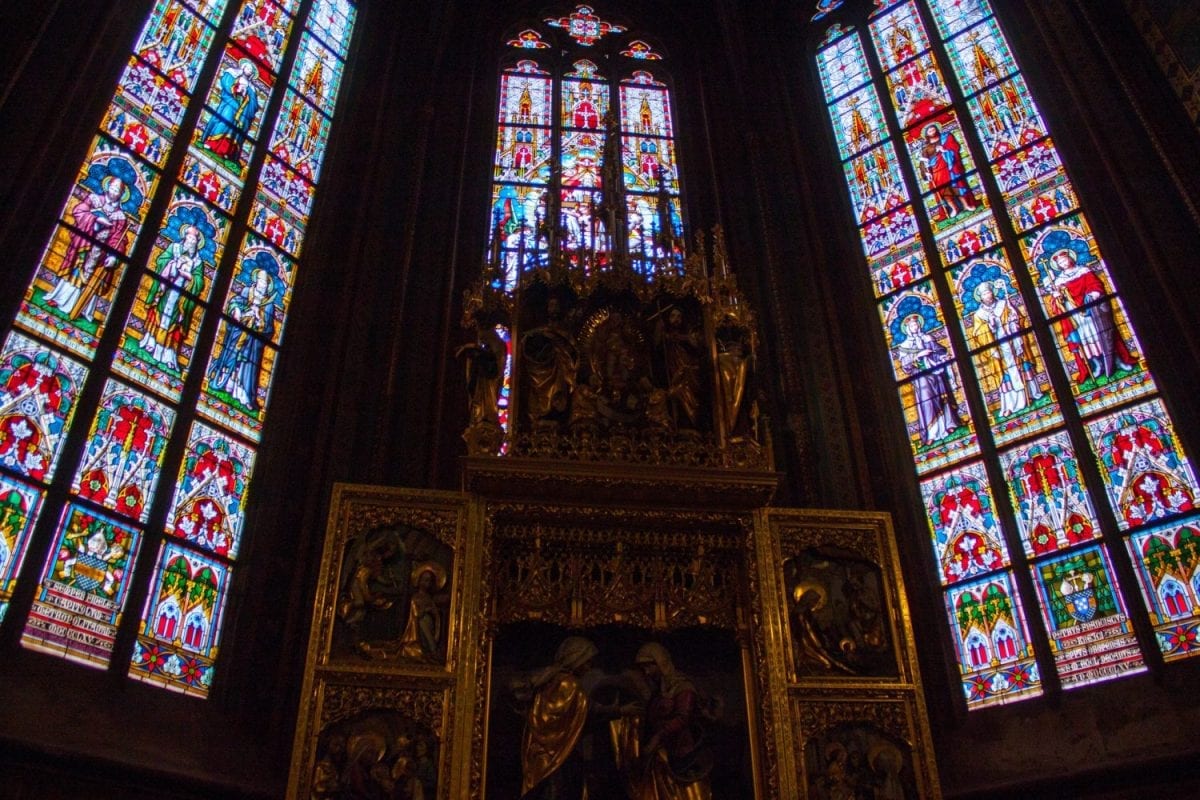 The Ultimate Self Guided Tour of St. Vitus Cathedral’s Incredible ...