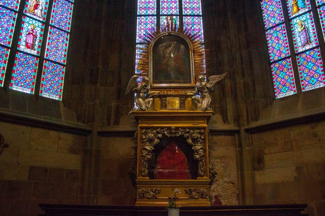 A Guided Tour of St. Vitus Cathedral's Incredible Stained Glass | The ...