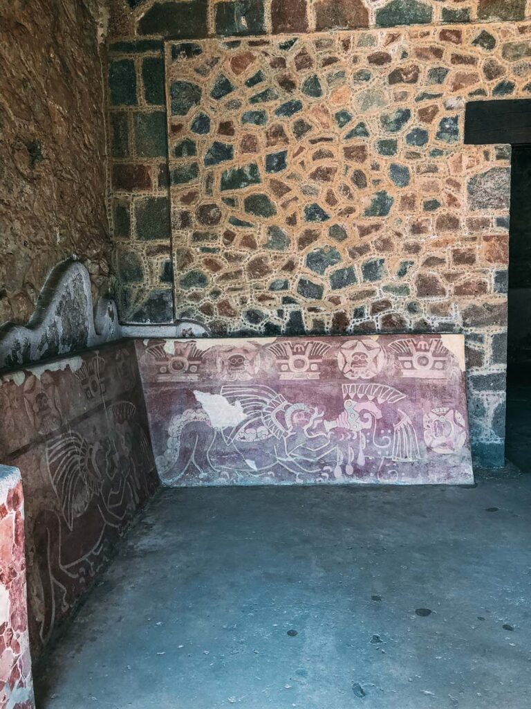 teotihuacan tour airbnb