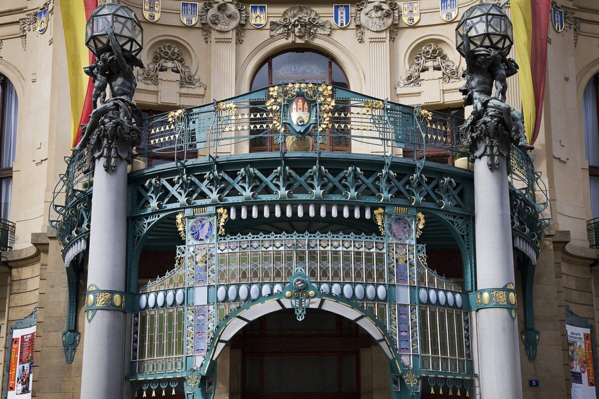 The Best Visitors Guide to the Art Nouveau Interiors of Prague's ...