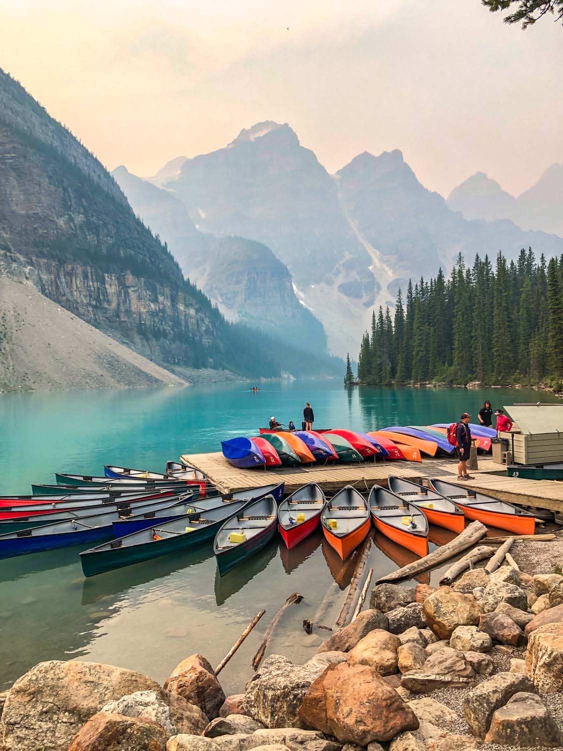 Essential Tips For Visiting Moraine Lake, The Most Beautiful Spot In 