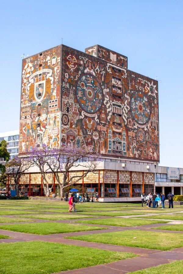 The Ultimate Guide to the Architectural Wonders of UNAM Campus in ...