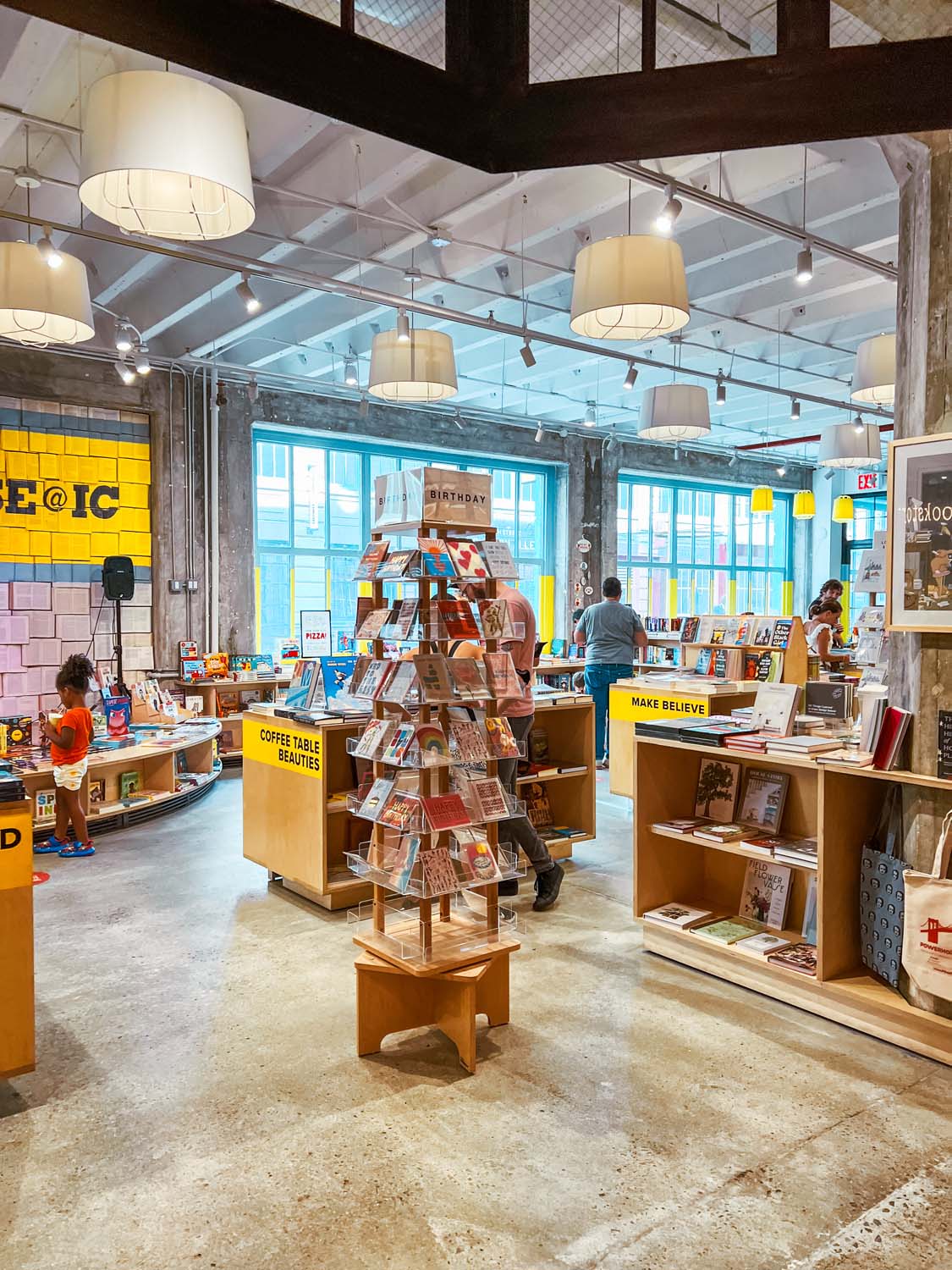 the-15-best-bookshops-in-new-york-city-a-bookworms-guide-to-nyc-the