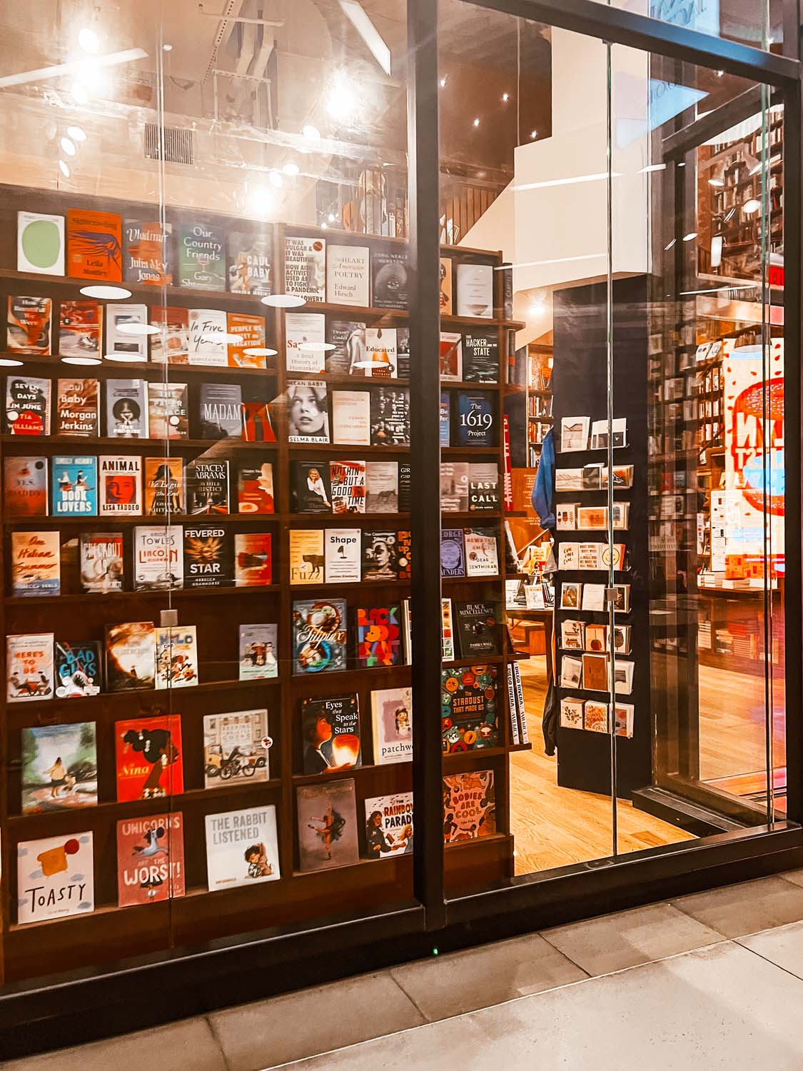 the-15-best-bookshops-in-new-york-city-a-bookworms-guide-to-nyc-the