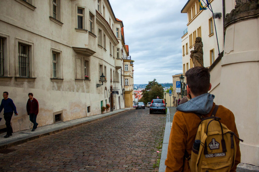 walking tour map of prague