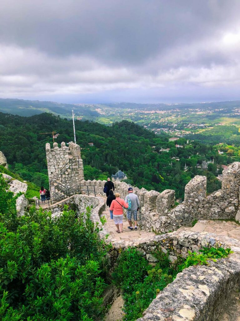 how to tour sintra