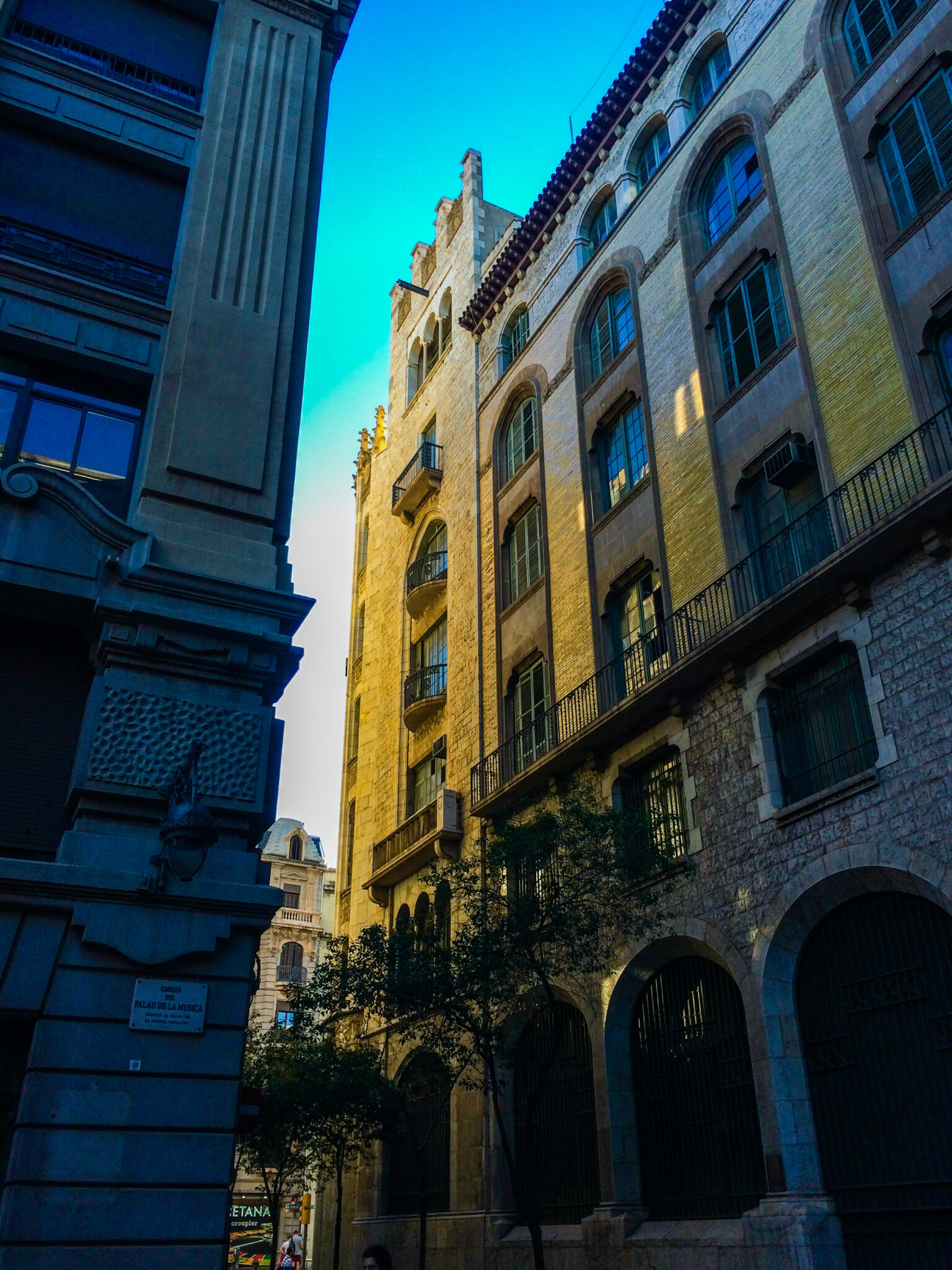 The Ultimate Self Guided Tour of Barcelona’s Gothic Quarter - The Creative Adventurer