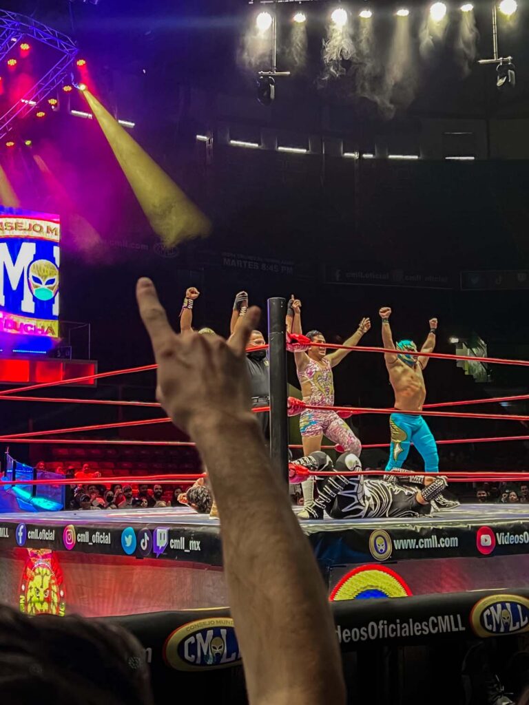 mexico city wrestling tour