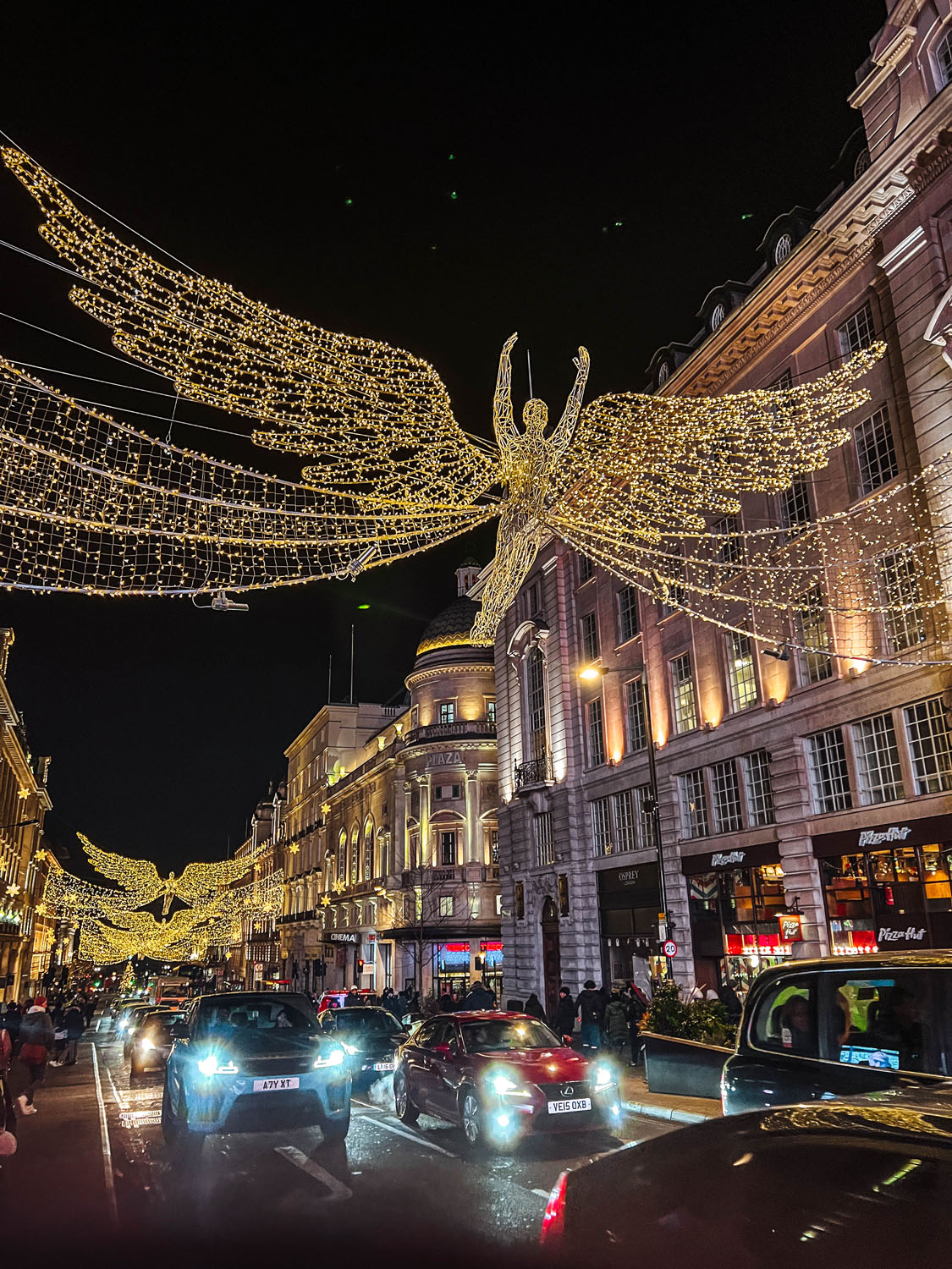 12 Best Spots to See the Most Beautiful Christmas Lights in London ...