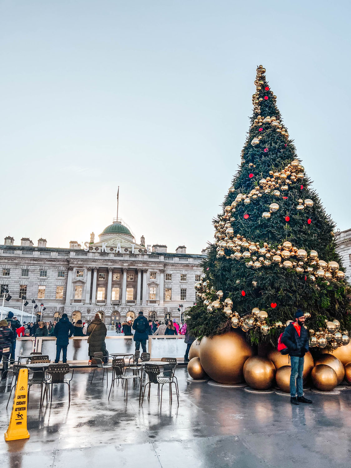 Your Guide to Perfect Christmas Eve in London, Magical Activities